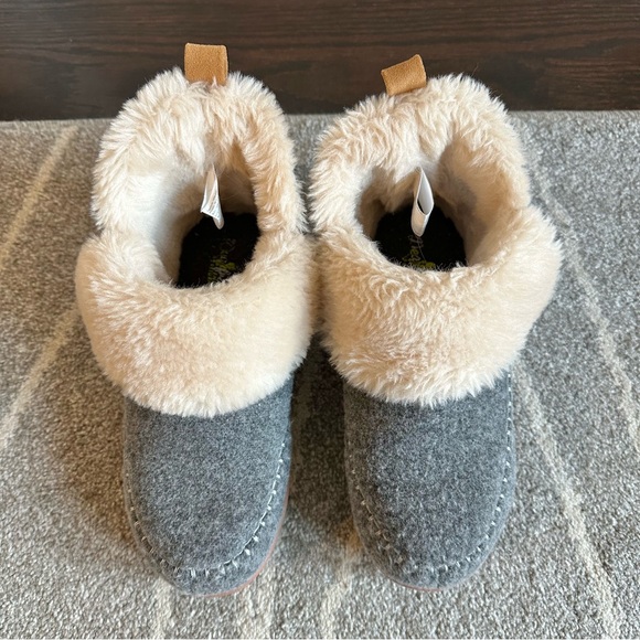 DearFoams Gray Faux Sheepskin Lined Bootie Slippers Size M 7-8 - Picture 3 of 8